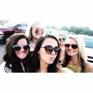 Meet your Posher, Ashlyn